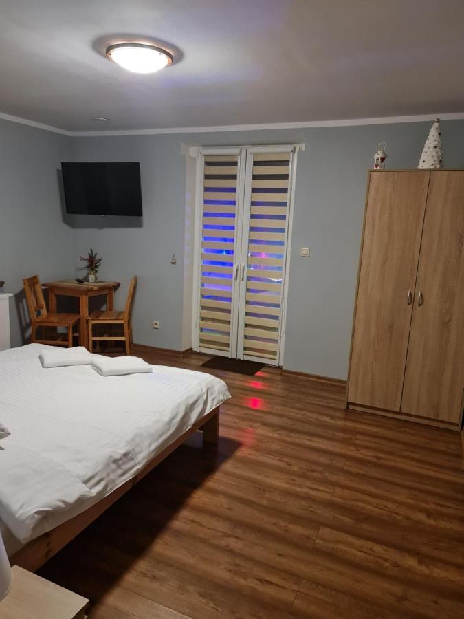 Sieraton Pokoje I Apartament Stronie Śląskie Kültér fotó